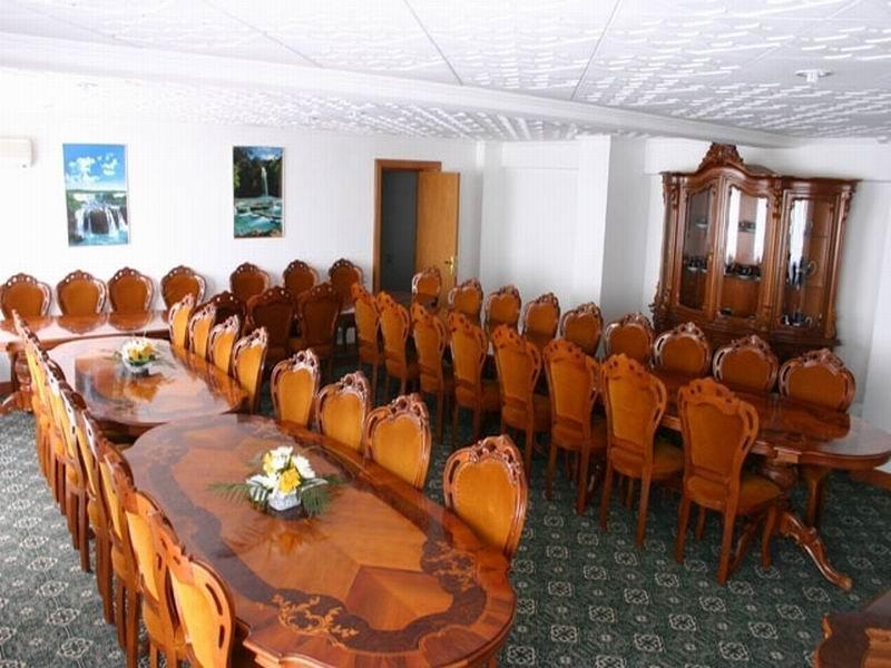 Hotel Decebal Bacău Afaceri foto
